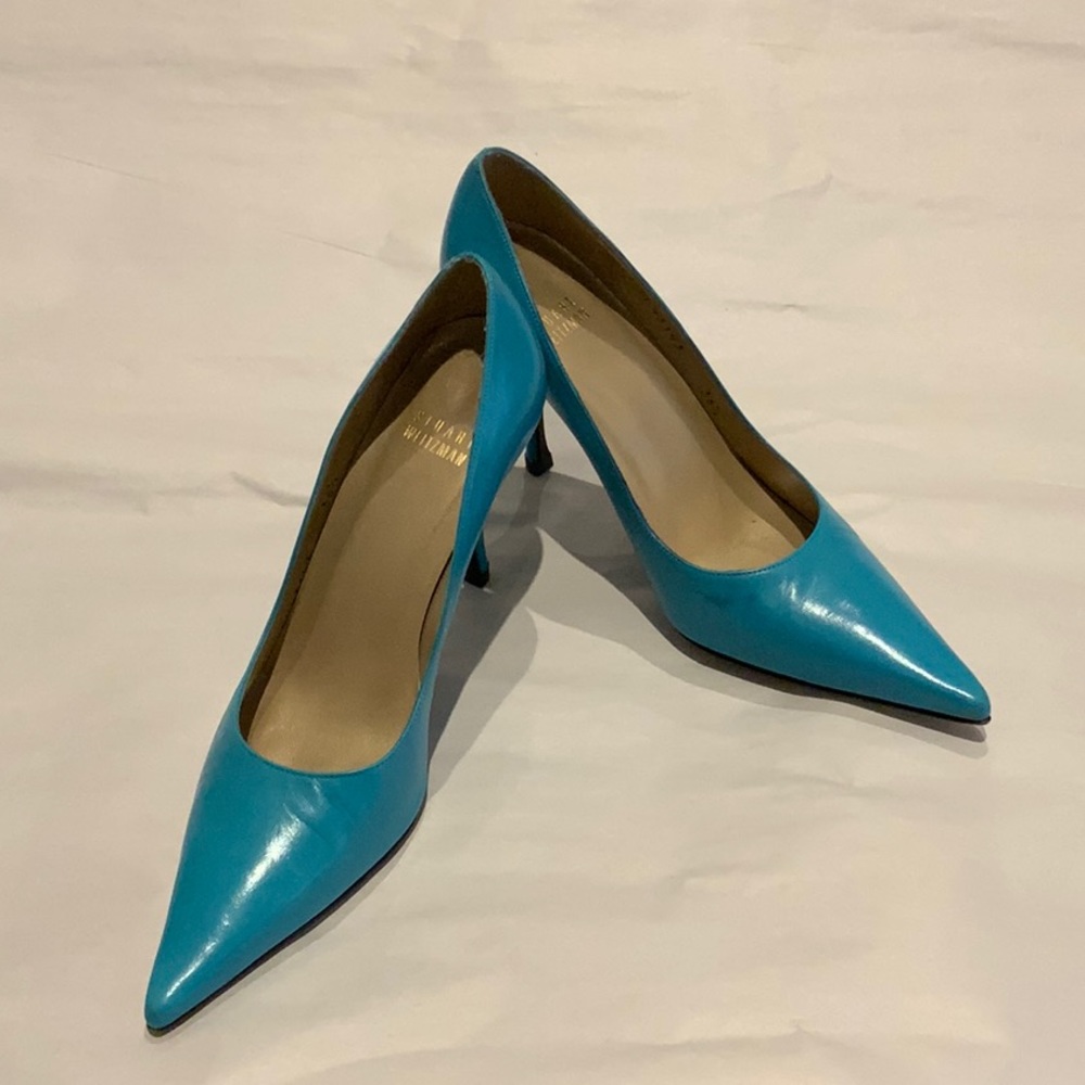 STUART WEITZMAN BLUE LEATHER PUMPS